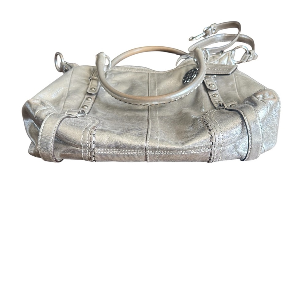 Coach Alexandra hobo bag in a metallic silver leather finish. - Picture 5 of 7